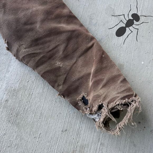 Vintage Y2K Carhartt J141 DKB brown DISTRESSED Sierra work wear jacket - Picture 9 of 11